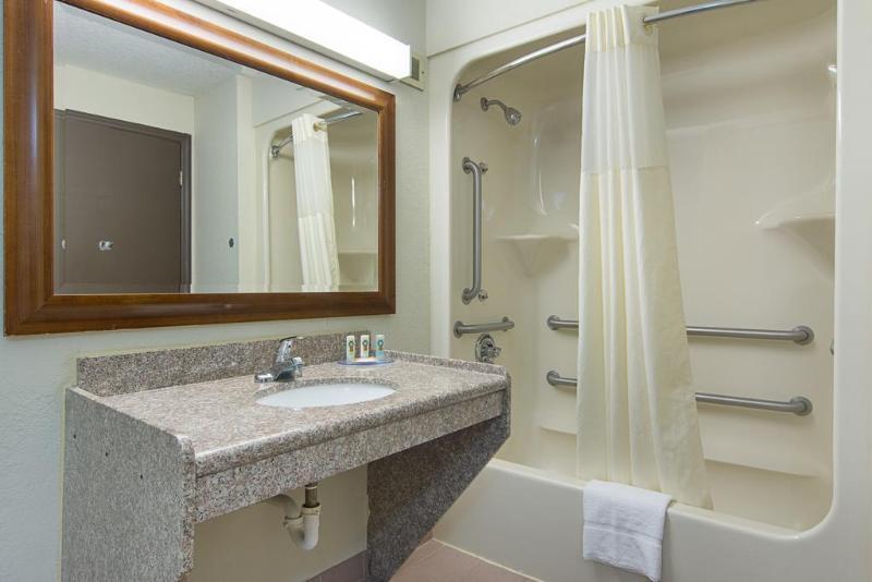 Quality Inn Commerce At I-85 Ngoại thất bức ảnh